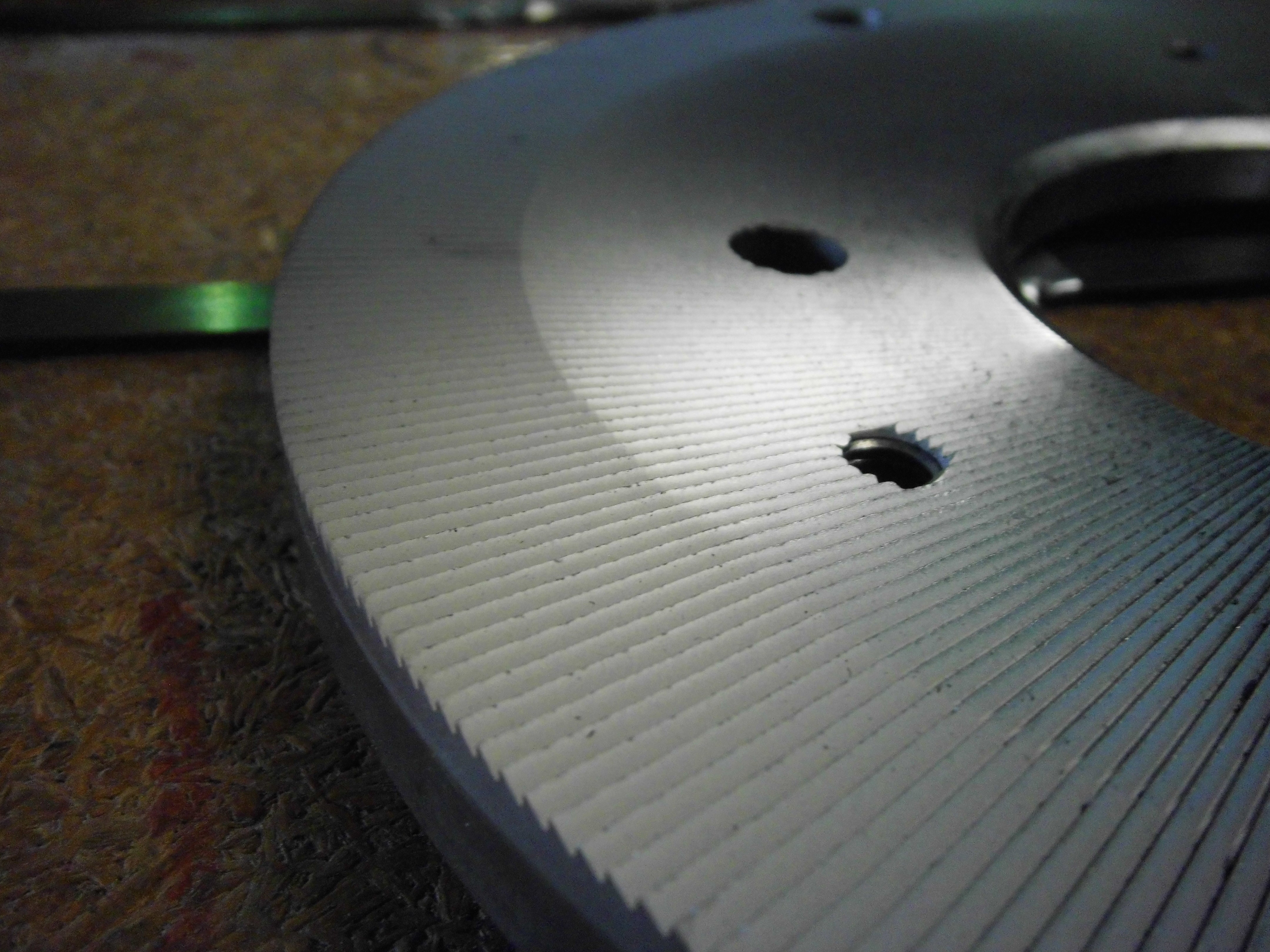 Pulverizer sharpening